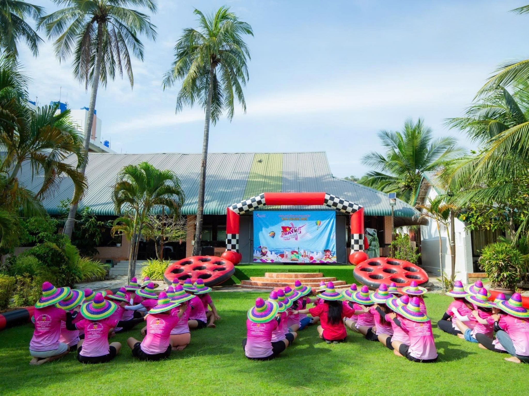 Chi phí tổ chức team building Quy Nhơn tại Quy Nhơn Trip là bao nhiêu?